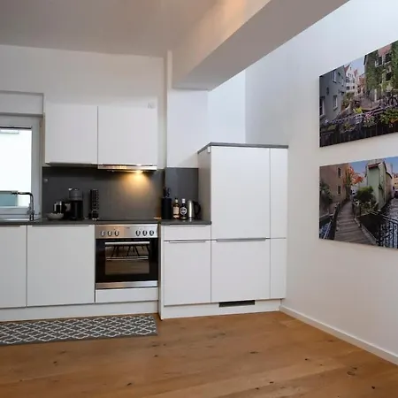 Apartment Brand New Luxury On Rathausplatz