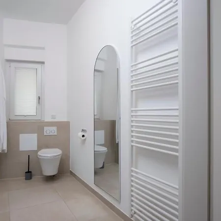 Brand New Luxury On Rathausplatz *