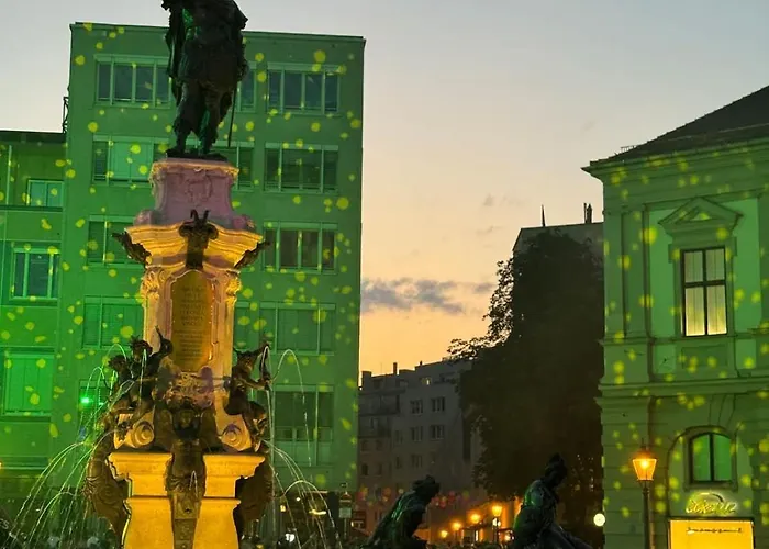 Appartement Brand New Luxury On Rathausplatz