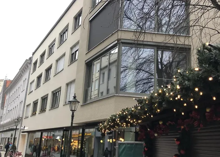 Brand New Luxury On Rathausplatz *